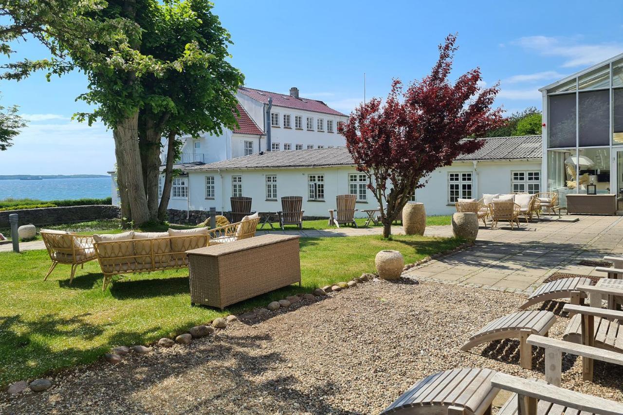 Strandhotel Rosnaes Kalundborg Exterior photo